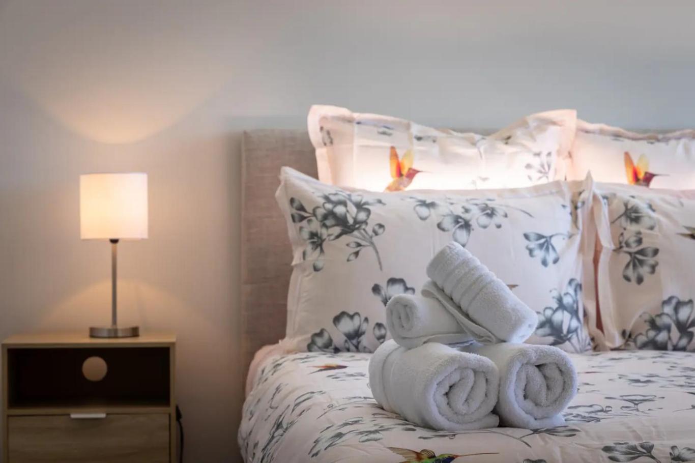Discover A Brand New Apartment In Vibrant Chch Christchurch Bagian luar foto
